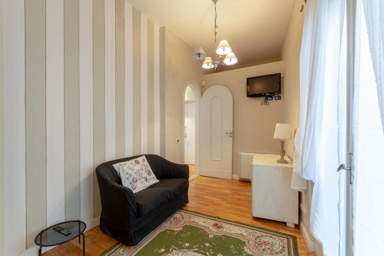 Apartment Penthouse Alexandra Tower Florenz